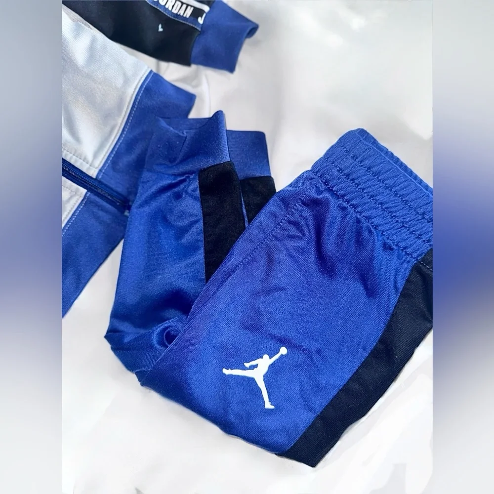 (NWT) JORDAN FIT - Picture 3 of 9